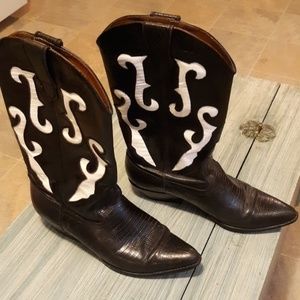 Nine west 8 1/2 m..... Cowgirl boots